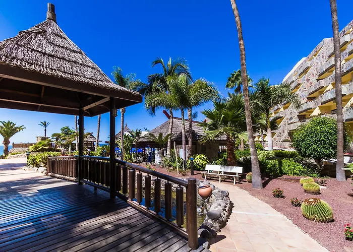 Apartamentos BlueBay Beach Club